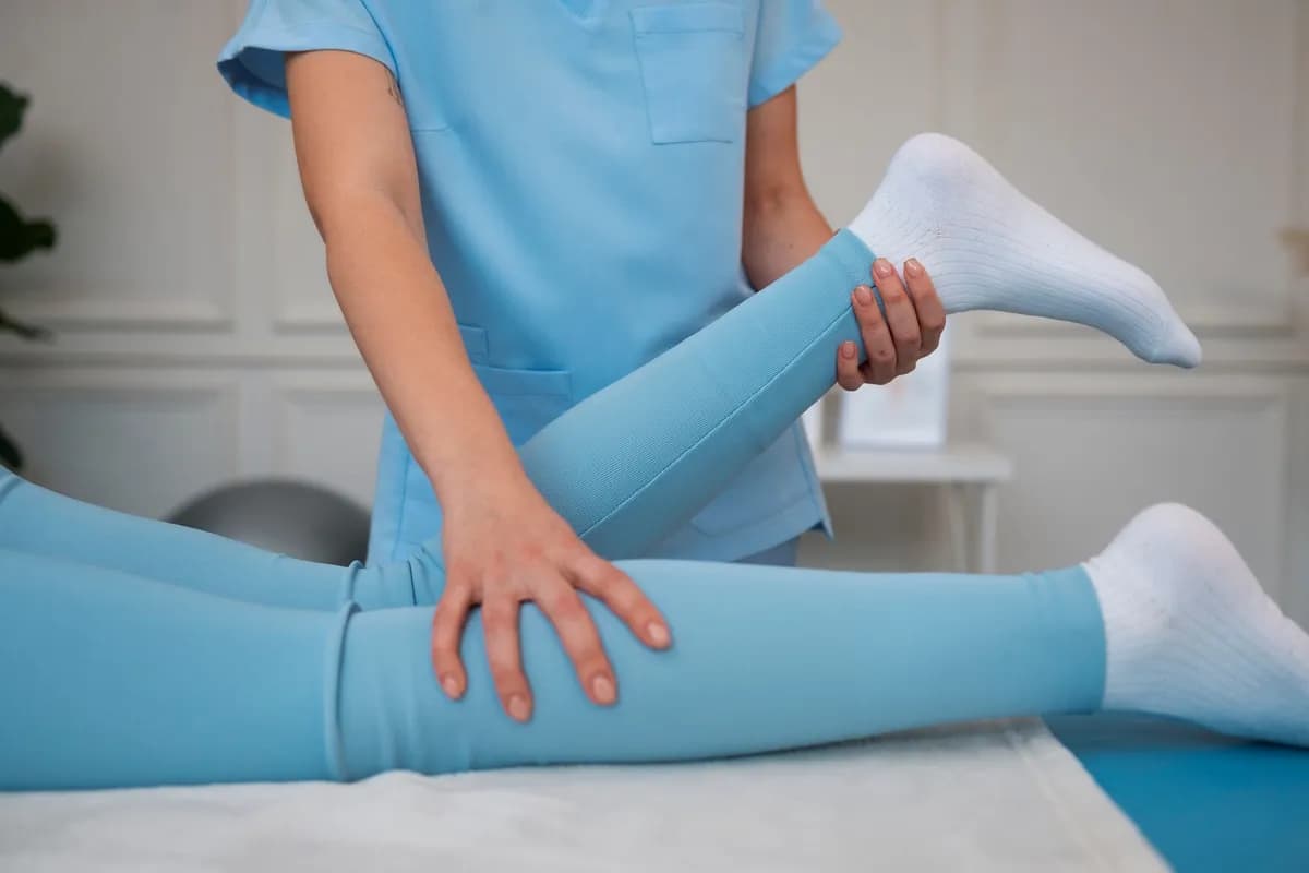 https://s2.webstatic.net/post/lymphedema-physiotherapy-adib-mashhad/1754998518571a52-1200x800.webp
